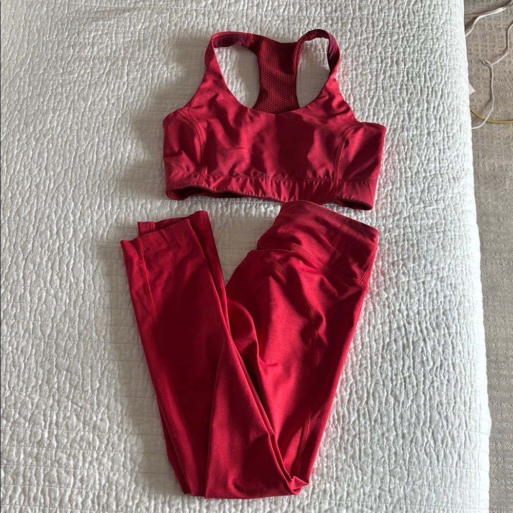 Outdoor Voices Tech Sweat XS top and leggings